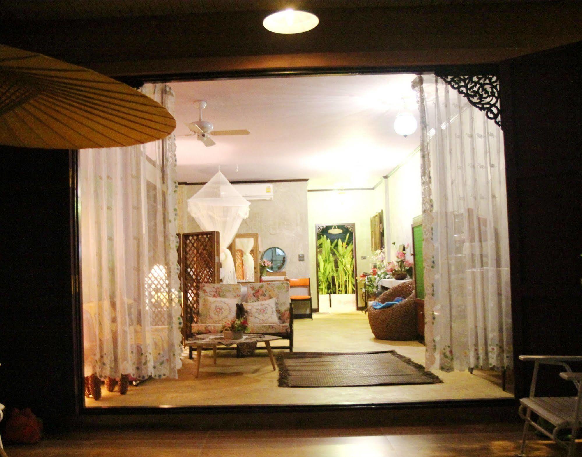 מלון בנגקוק Bangluang House מראה חיצוני תמונה